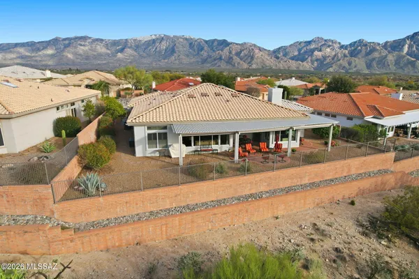 Property Slideshow image 2 of 46 | 1749 e mellow trl, Oro Valley, AZ, 85755