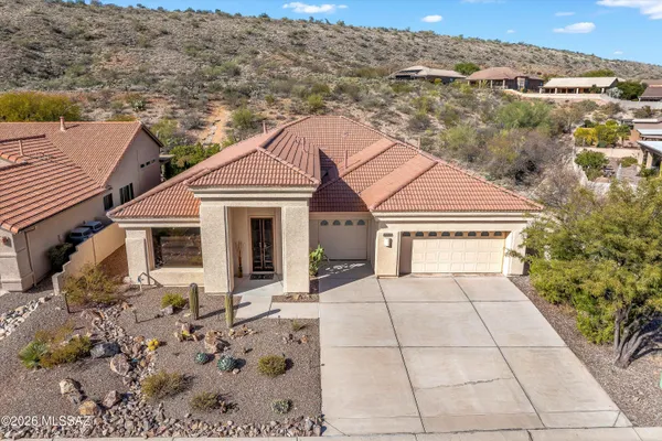 Property Slideshow image 3 of 50 | 62276 e sand crest dr, Tucson, AZ, 85739