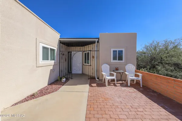 Property Slideshow image 3 of 49 | 1230 n via alamos, Green Valley, AZ, 85614