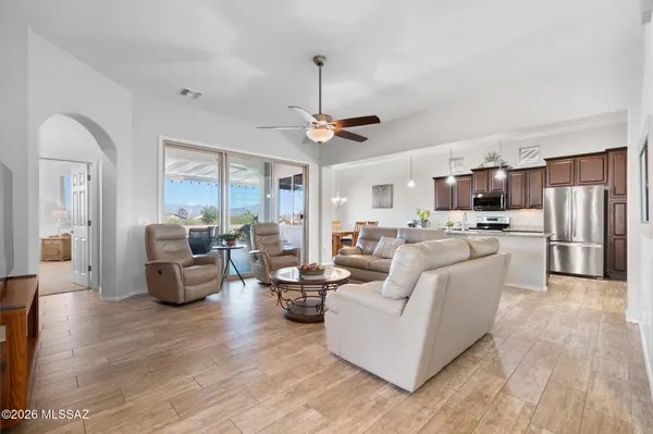 Property Slideshow image 3 of 22 | 940 n observation trl, Green Valley, AZ, 85614