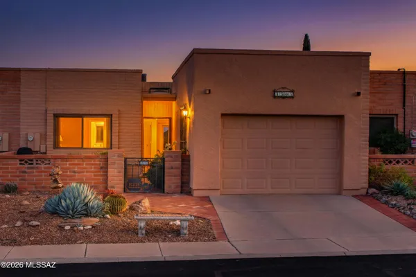 Property Slideshow image 2 of 29 | 1505 w via del jarrito, Green Valley, AZ, 85622