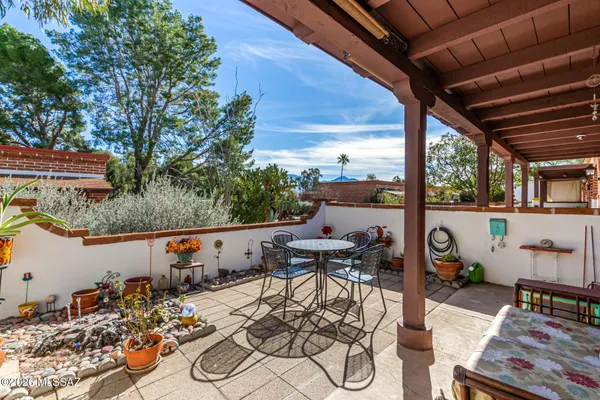 Property Slideshow image 3 of 24 | 364 s paseo lobo d, Green Valley, AZ, 85614