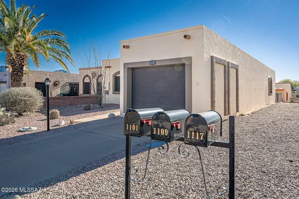 Property Slideshow image 2 of 44 | 1117 w camino sagasta, Green Valley, AZ, 85622