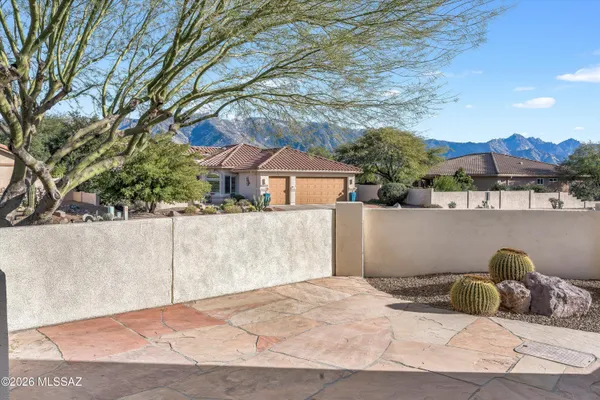 Property Slideshow image 3 of 43 | 39728 s sand crest dr, Saddlebrooke, AZ, 85739