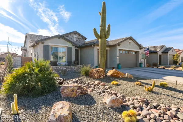 Property Slideshow image 2 of 47 | 1438 e golden rock way, Green Valley, AZ, 85614