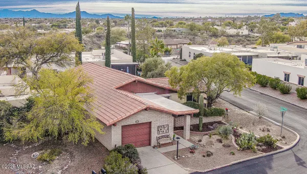 Property Slideshow image 2 of 44 | 1051 w camino sagasta, Green Valley, AZ, 85622