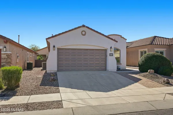 Property Slideshow image 2 of 35 | 359 w calle del estribo, Sahuarita, AZ, 85629