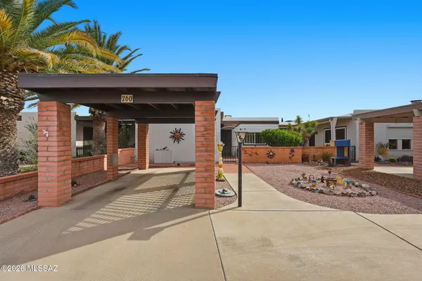 Property Slideshow image 2 of 36 | 260 n camino del vate, Green Valley, AZ, 85614