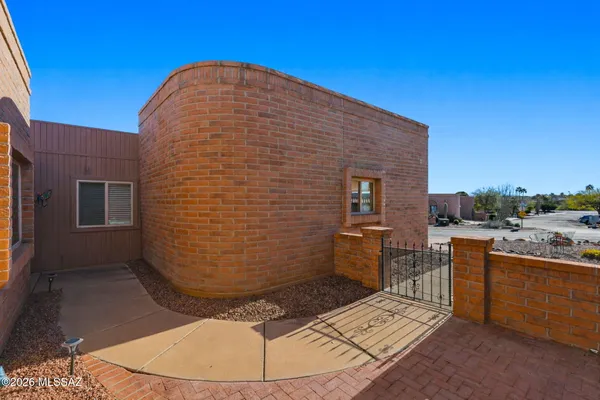 Property Slideshow image 3 of 34 | 1040 w camino del pato, Green Valley, AZ, 85622