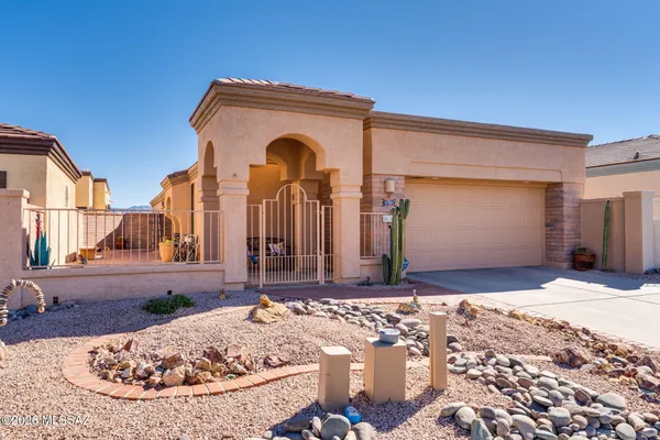 Property Slideshow image 3 of 49 | 4971 s view ridge dr, Green Valley, AZ, 85622