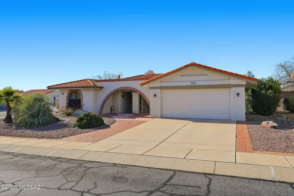 Property Slideshow image 2 of 43 | 14711 n windshade dr, Oro Valley, AZ, 85755