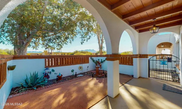 Property Slideshow image 3 of 28 | 138 s la canada dr c, Green Valley, AZ, 85614