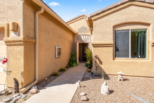 Property Slideshow image 3 of 29 | 470 w calle artistica, Green Valley, AZ, 85614