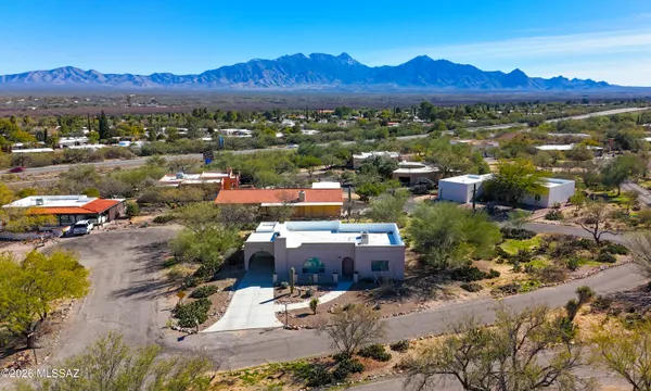Property Slideshow image 2 of 46 | 35 w paseo dulce, Green Valley, AZ, 85614