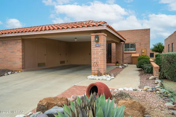Property Slideshow image 2 of 25 | 3863 s calle del escudo, Green Valley, AZ, 85622