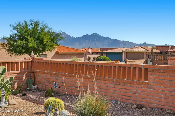 Property Slideshow image 2 of 23 | 3863 s calle del escudo, Green Valley, AZ, 85622