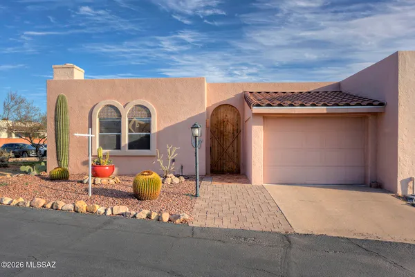 Property Slideshow image 2 of 25 | 846 w paseo del prado, Green Valley, AZ, 85614