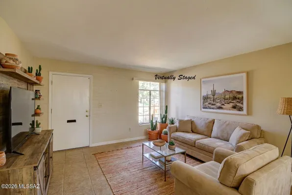 Property Slideshow image 2 of 24 | 135 s paseo quinta c, Green Valley, AZ, 85614