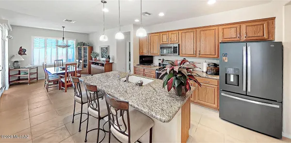 Property Slideshow image 3 of 34 | 954 n broken hills dr, Green Valley, AZ, 85614
