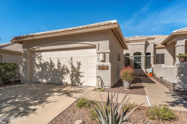 Property Slideshow image 2 of 29 | 39050 s casual dr, Tucson, AZ, 85739