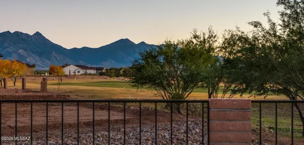 Property Slideshow image 3 of 49 | 2692 e sorbonne dr, Green Valley, AZ, 85614
