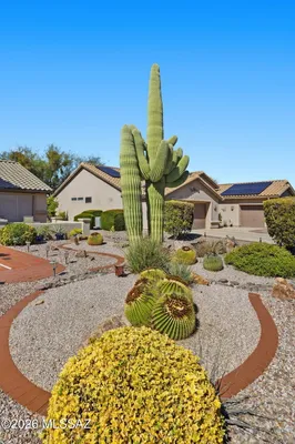 Property Slideshow image 2 of 39 | 1257 n sun catcher way, Green Valley, AZ, 85614