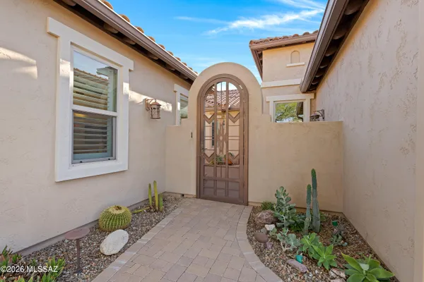 Property Slideshow image 2 of 47 | 60023 e ankole dr, Oracle, AZ, 85623