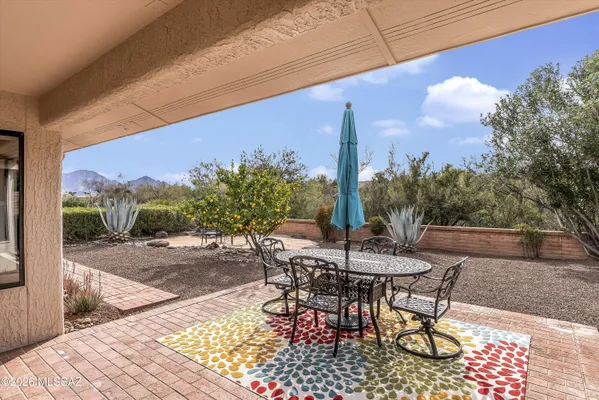 Property Slideshow image 2 of 31 | 14485 n crown point dr, Oro Valley, AZ, 85755