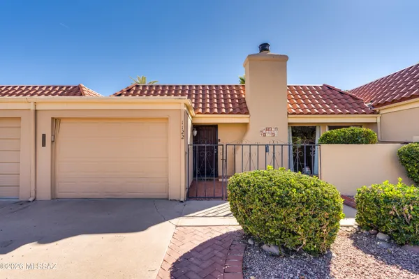 Property Slideshow image 2 of 29 | 1122 n abrego dr, Green Valley, AZ, 85614