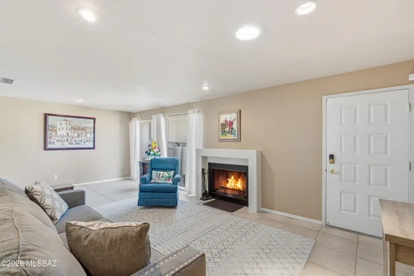 Property Slideshow image 3 of 29 | 1122 n abrego dr, Green Valley, AZ, 85614