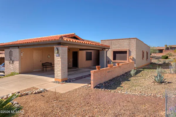 Property Slideshow image 2 of 37 | 3088 s placita del avestruz, Green Valley, AZ, 85622