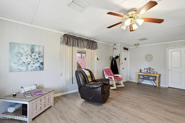 Property Slideshow image 3 of 41 | 142 w aliso dr, Green Valley, AZ, 85614