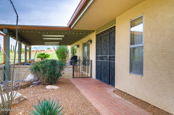 Property Slideshow image 2 of 48 | 1451 w calle amadeo, Green Valley, AZ, 85622