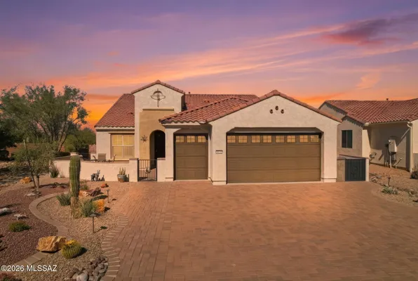 Property Slideshow image 2 of 46 | 2475 e rolling meadow ln, Green Valley, AZ, 85614