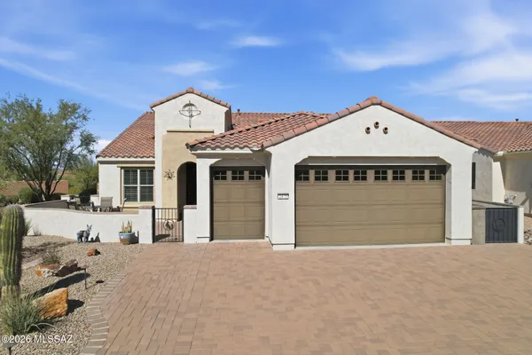 Property Slideshow image 3 of 46 | 2475 e rolling meadow ln, Green Valley, AZ, 85614