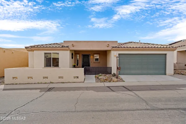 Property Slideshow image 3 of 46 | 1149 w calle trios los panchos, Sahuarita, AZ, 85629