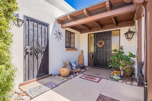 Property Slideshow image 2 of 30 | 625 w camino corto, Green Valley, AZ, 85614