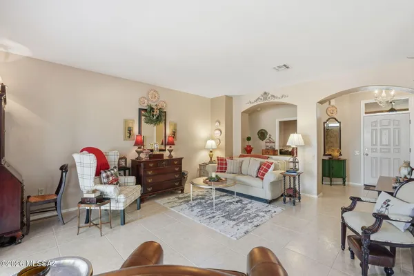 Property Slideshow image 3 of 27 | 1910 w amblemorn dr, Green Valley, AZ, 85622