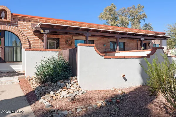 Property Slideshow image 2 of 28 | 348 s paseo lobo c, Green Valley, AZ, 85614