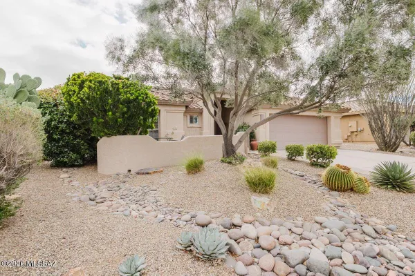 Property Slideshow image 2 of 43 | 1020 n rams head rd, Green Valley, AZ, 85614