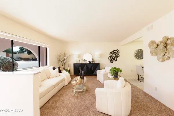 Property Slideshow image 2 of 25 | 110 w calle melendrez, Green Valley, AZ, 85614