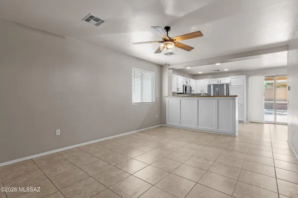 Property Slideshow image 3 of 30 | 14354 s camino vallado, Sahuarita, AZ, 85629