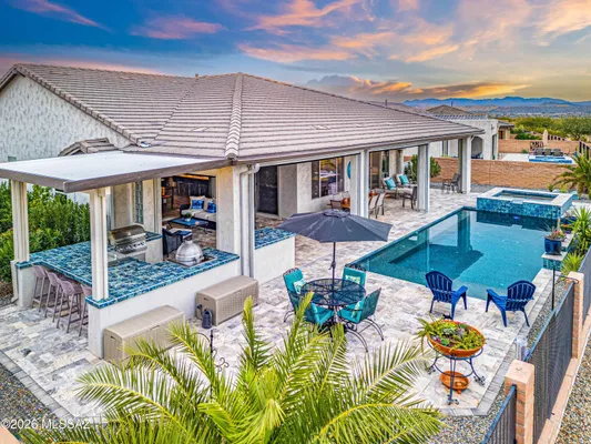 Property Slideshow image 3 of 50 | 2459 e copper valley way, Green Valley, AZ, 85614