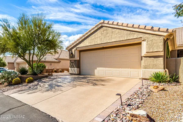 Property Slideshow image 3 of 45 | 13343 n heritage gateway ave, Marana, AZ, 85658