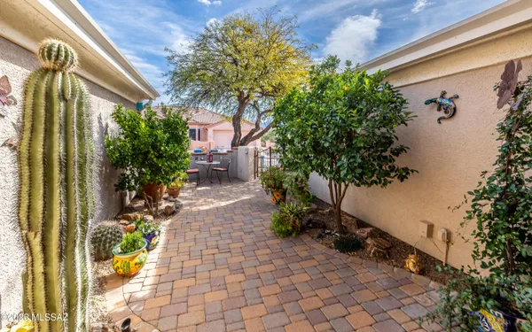 Property Slideshow image 3 of 41 | 13197 n silver cholla pl, Marana, AZ, 85658