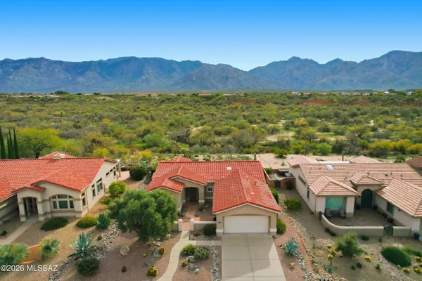 Property Slideshow image 2 of 43 | 13828 n lobelia way, Oro Valley, AZ, 85755