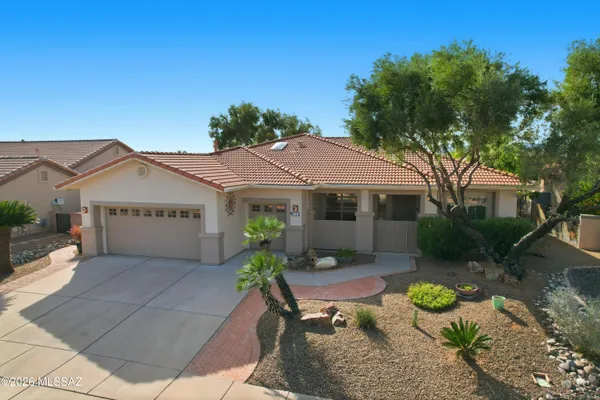 Property Slideshow image 2 of 32 | 1531 n bank swallow rd, Green Valley, AZ, 85614