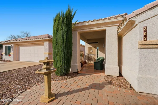Property Slideshow image 2 of 27 | 302 w continental vista pl, Green Valley, AZ, 85614