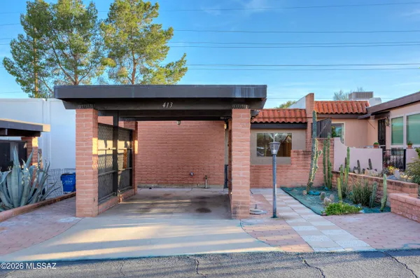 Property Slideshow image 2 of 41 | 413 w calle de oro, Green Valley, AZ, 85614