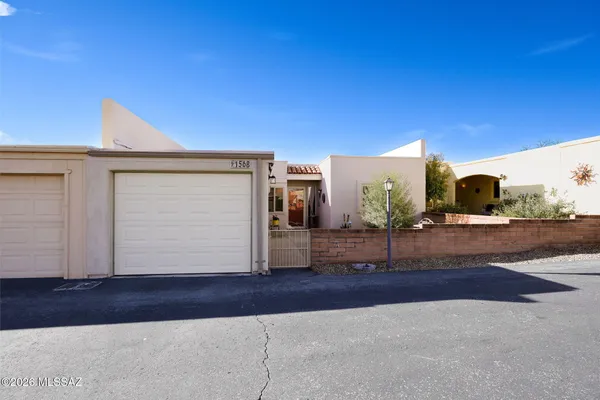 Property Slideshow image 2 of 36 | 1568 n rio mayo, Green Valley, AZ, 85614